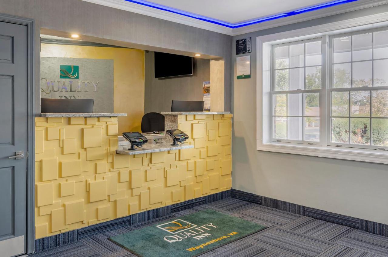 Econo Lodge Waynesboro - Skyline Drive エクステリア 写真