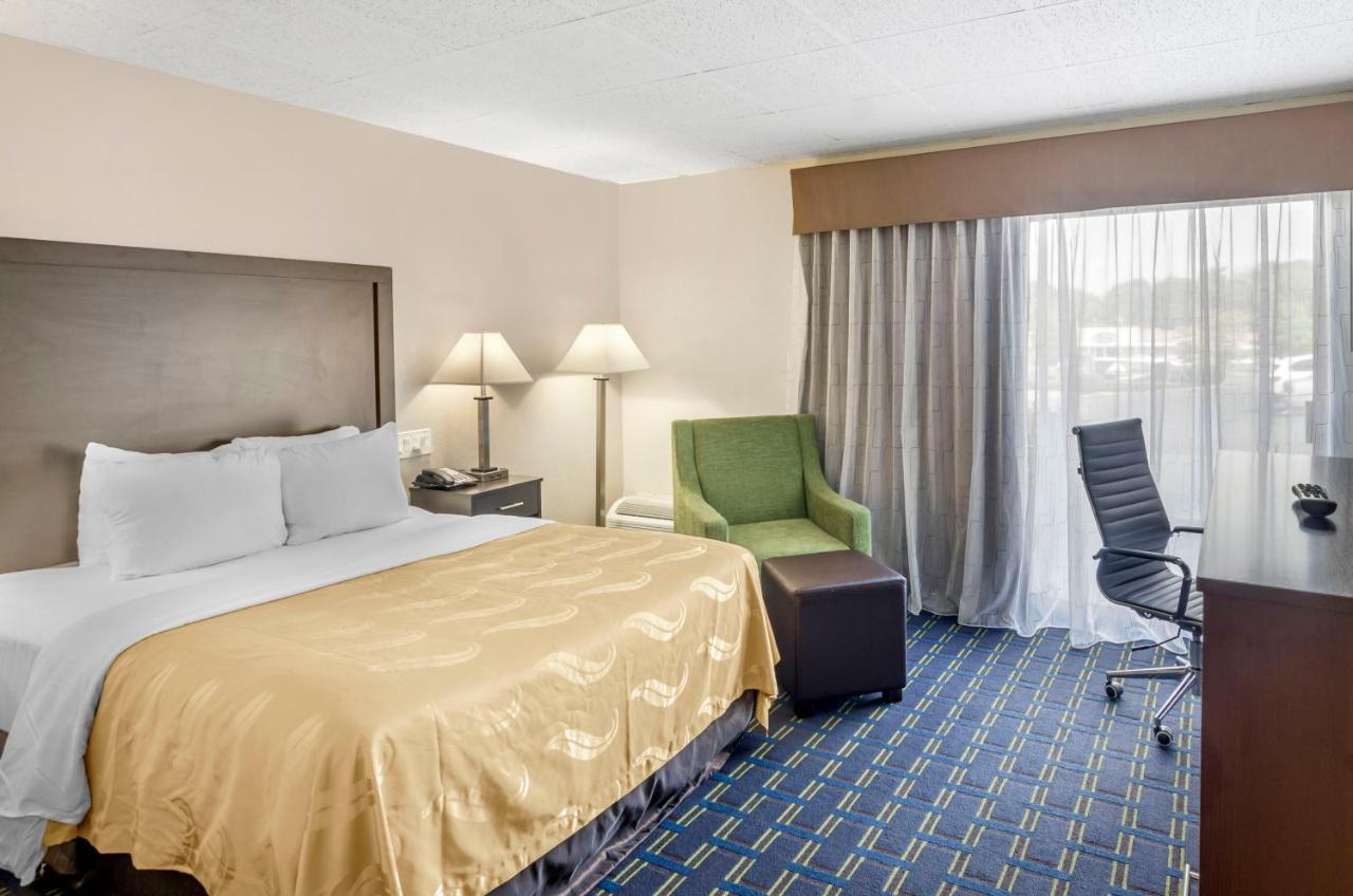 Econo Lodge Waynesboro - Skyline Drive エクステリア 写真